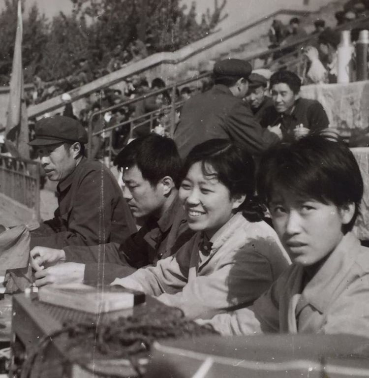 歌曲那年那月那一天舞台,歌曲那年那月那一天字幕完整版