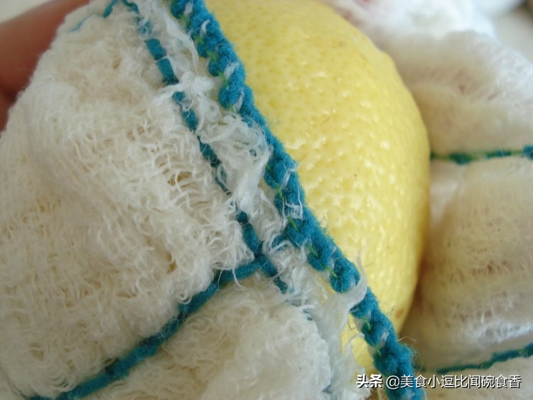 蜂蜜柠檬水用开水泡还是凉水,蜂蜜柠檬水的动漫图片