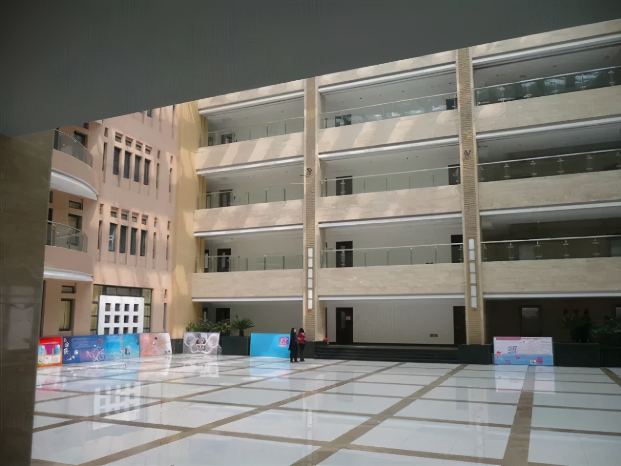 太原高中学校图片,太原市实验中学校高中怎样