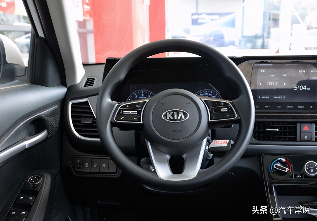 起亚傲跑潮流版报价,起亚傲跑2021风尚内饰