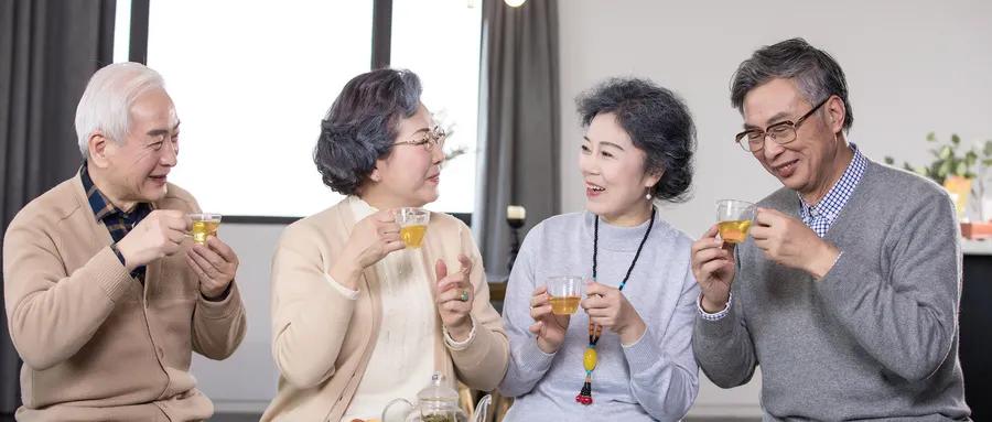 中秋佳节关爱老人传递正能量,中秋节关爱老人公益活动