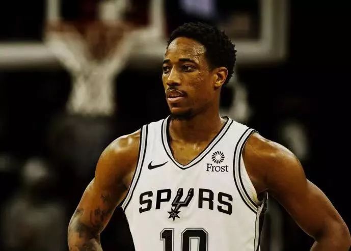 快排队道歉！他凭借中投干翻勇士，不愧是科比传人