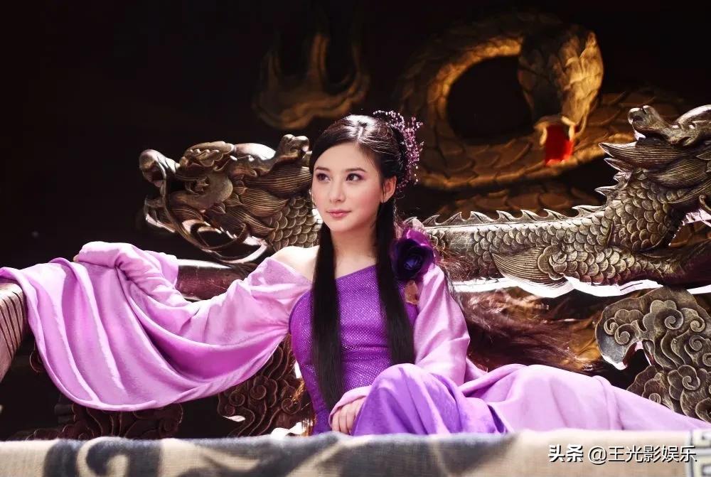 重庆十二位女明星名单,最火的12位重庆女明星