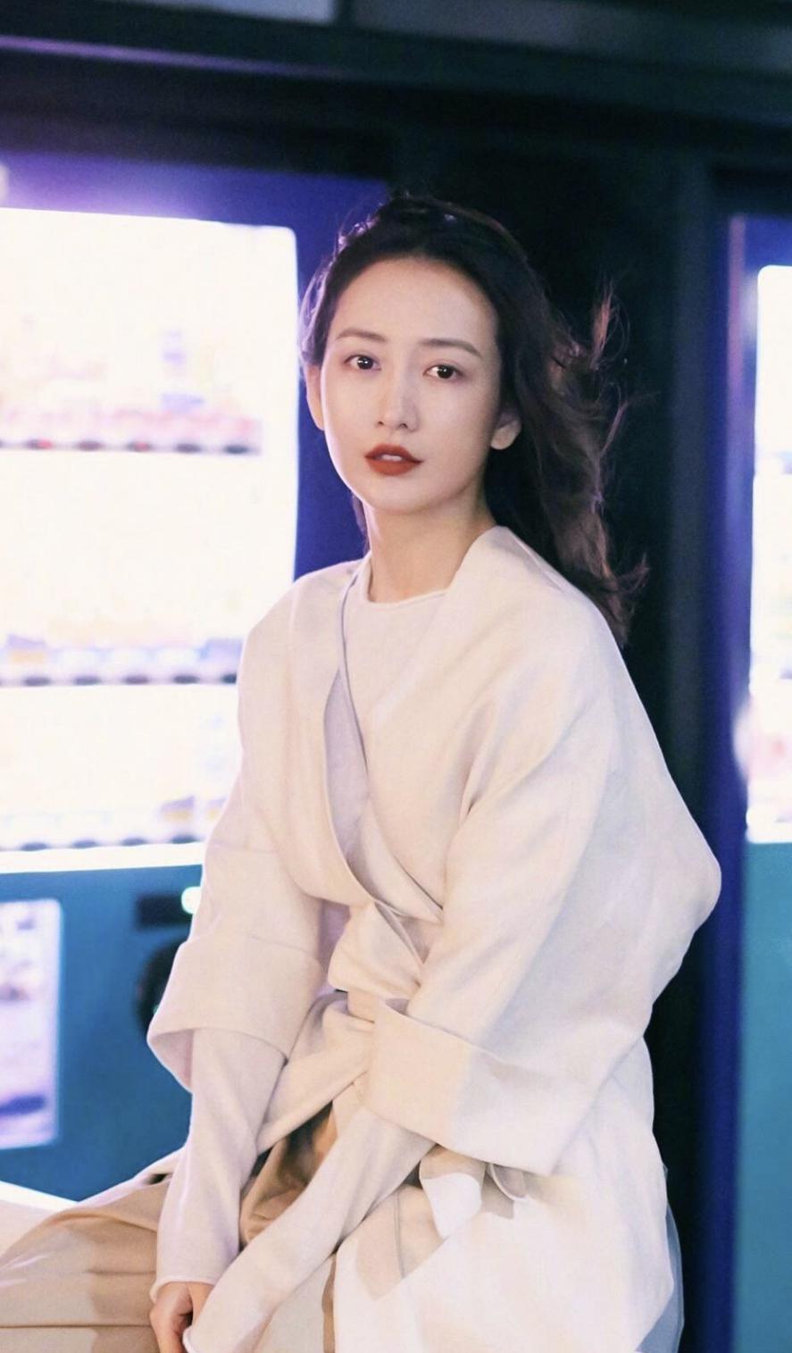 女明星说打瘦脸针,承认打瘦脸针明星