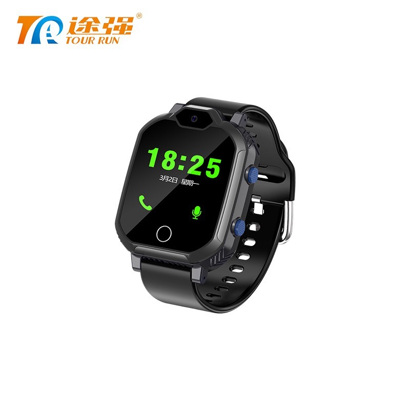 老人独居在家推荐什么智能设备,能照顾老人的智能机器人