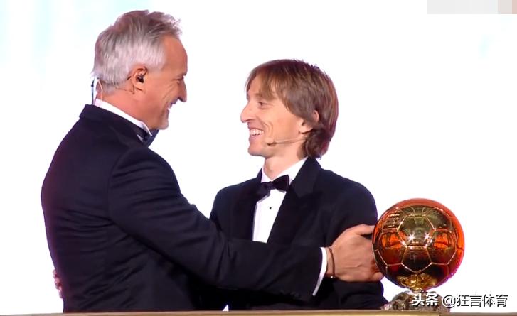 2018世界杯梅西被姆巴佩淘汰,2018世界杯足坛十大战役