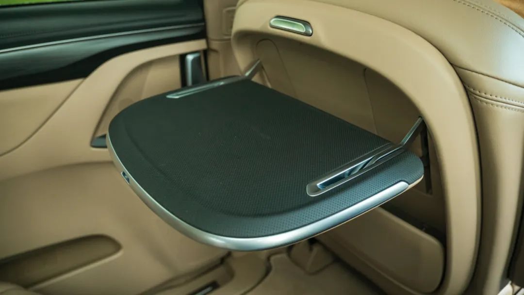 别克gl8es陆尊对比陆上公务舱,试驾gl8es陆尊