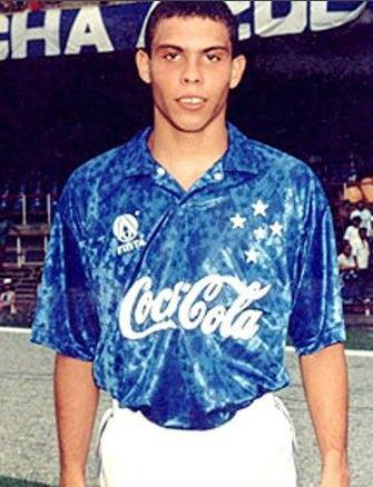 天下足球十大催泪解说罗纳尔多,天下足球十大催泪旁白卡卡