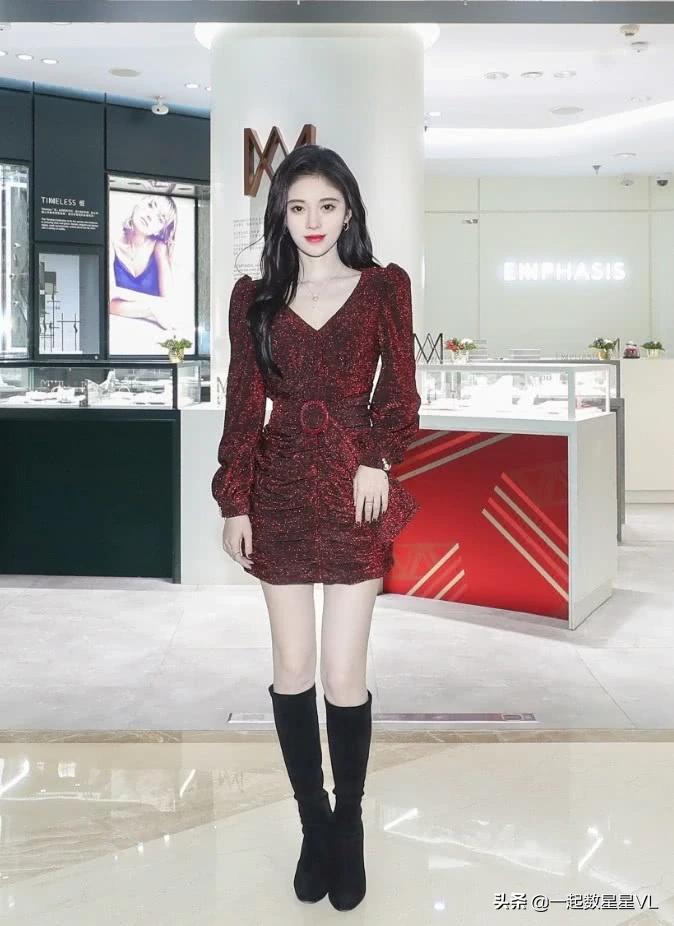 鞠婧祎的长筒袜,鞠婧祎的白色长袜