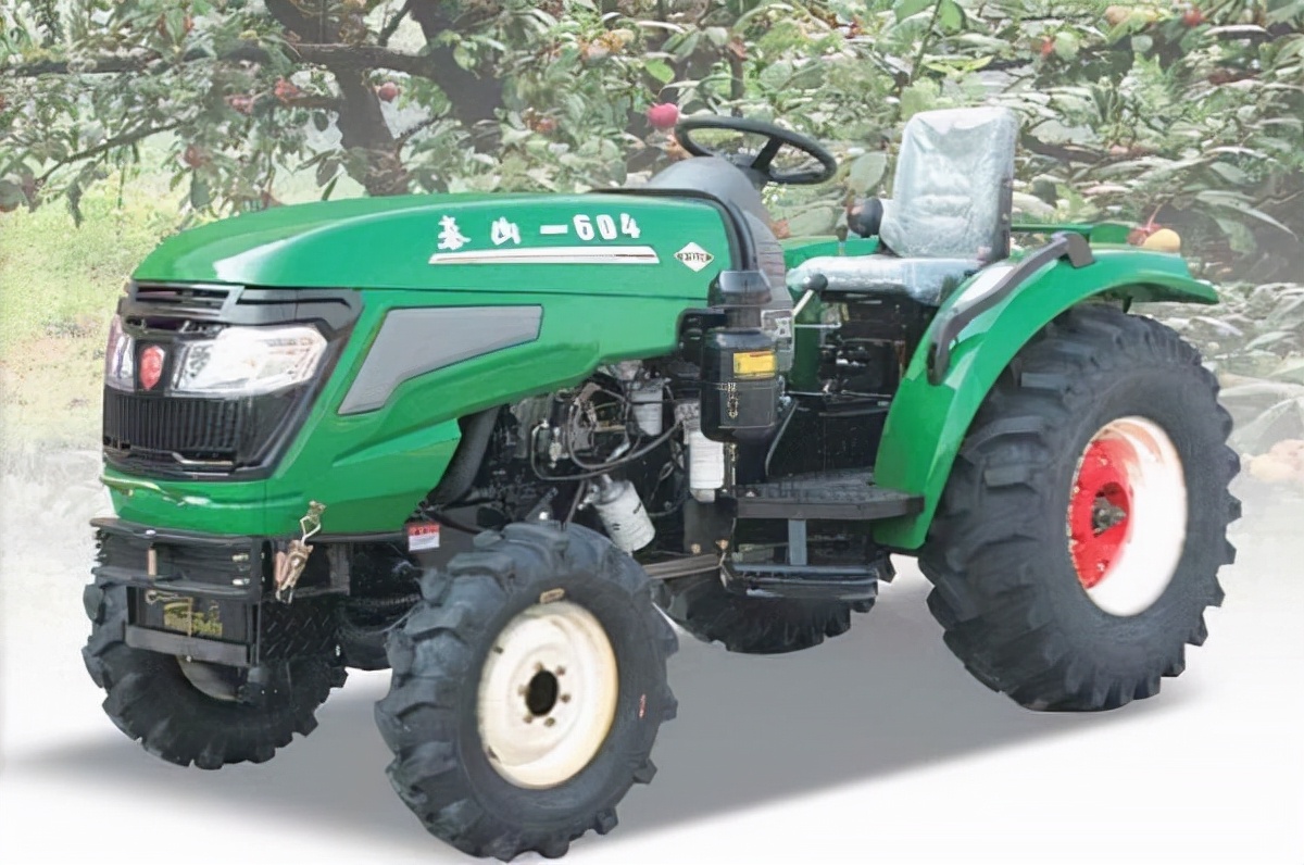 甘肃农用四驱拖拉机厂家报价,甘肃大马力拖拉机推荐报价