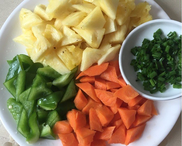 菠萝还可以做成什么菜,菠萝可以做成哪些美食