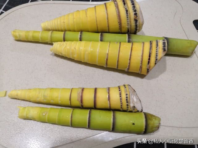 新鲜小春笋的处理方法和做法,竹笋怎么处理才能吃到鲜笋