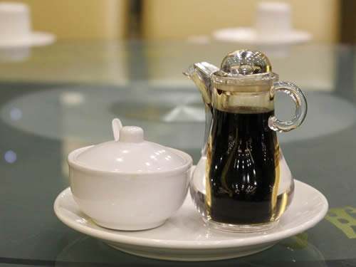 酱油吃多了有什么好处和害处,酱油吃多了咸的