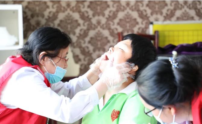 助力十四运暖心志愿行活动,志愿者助力公益活动