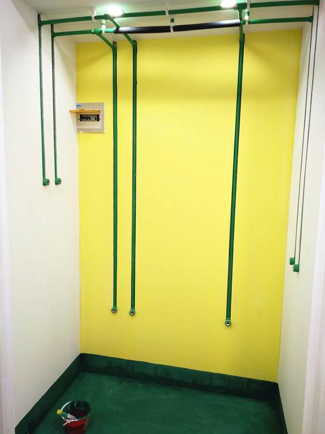 装修冷热水管需不需要间隔十公分,冷热水管间距不小于20公分的原因