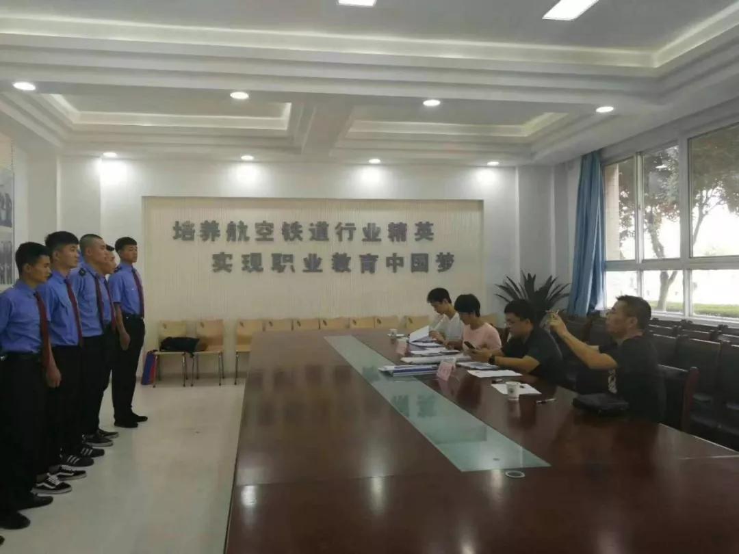 五年制大专可以升本的学校,国家公办全日制重点学校