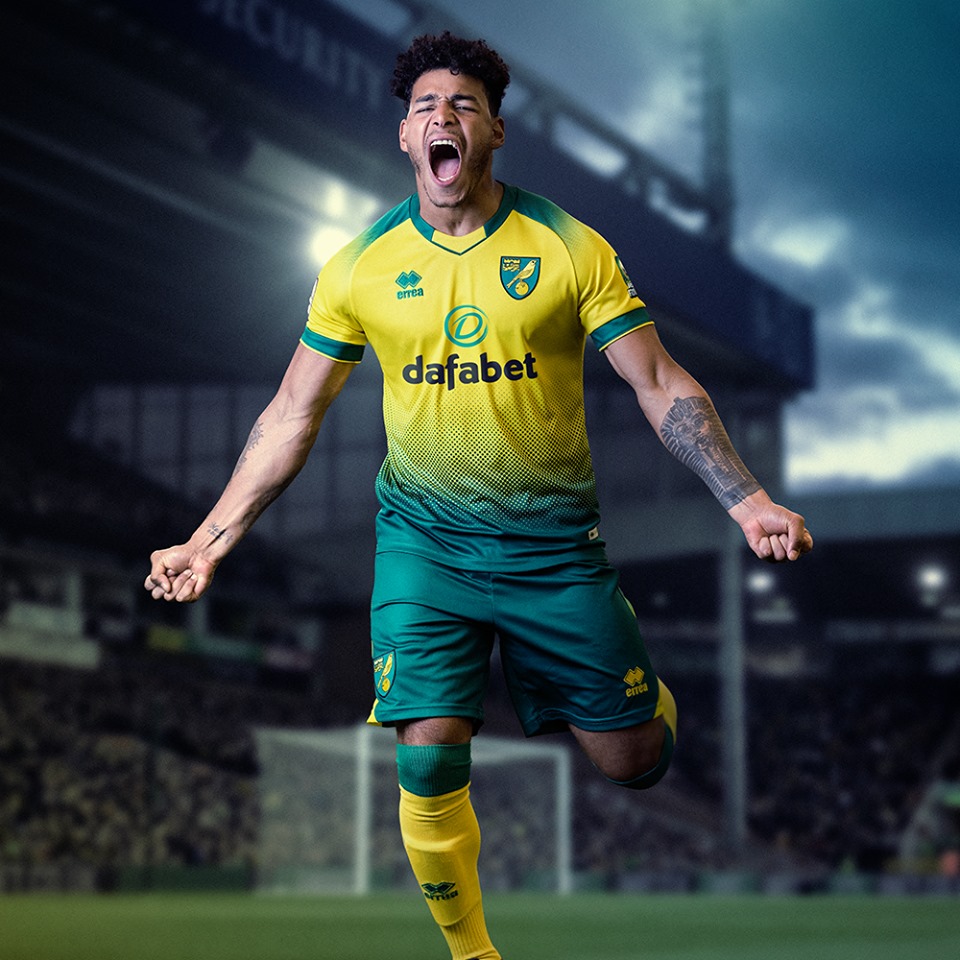 英超各队新赛季球衣,上赛季英超球衣颜值排行