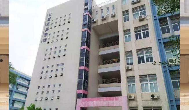 广州最广大学：占地1880余亩，依山傍水，校内坐拥天文台、法庭、演播厅！