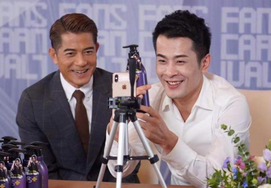 天佑称该叫辛巴老板，见面要将对方当大哥，网曝辛巴一年净赚上亿