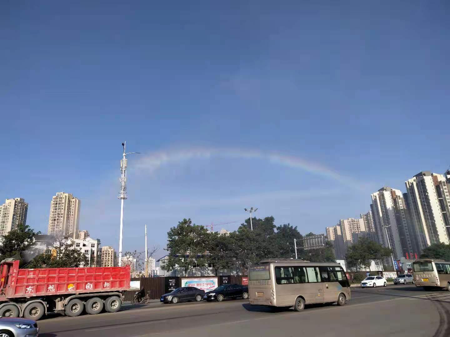 黄渤代言捷达vs5,广州车展黄渤代言捷达vs7