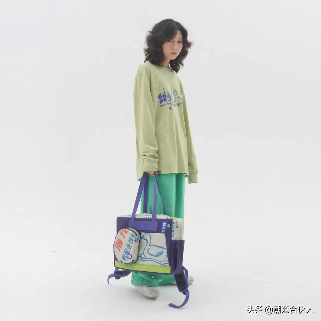 终于开学了！500块能买到哪些巨好看的新书包？