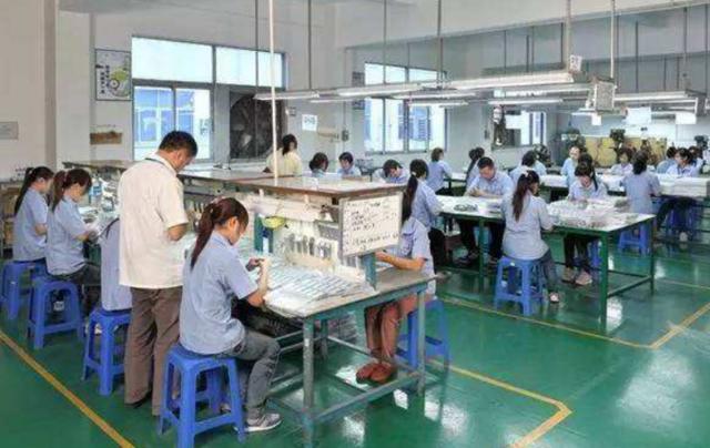 只要愿意撤离中国，“搬家费”美国全包？日韩这下坐不住了