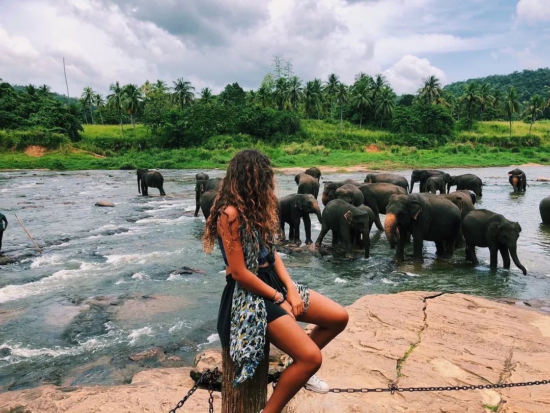 现在哪个国家免签证费,推荐几个消费超低免签的几个国家