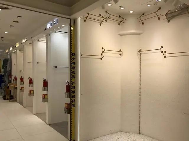 广州十三行尾货批发市场在哪里,广州十三行服装批发市场