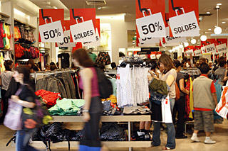 服装店免费模式盈利案例,服装店赚钱真实案例