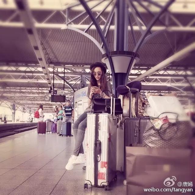 唐嫣▏包品一路在线