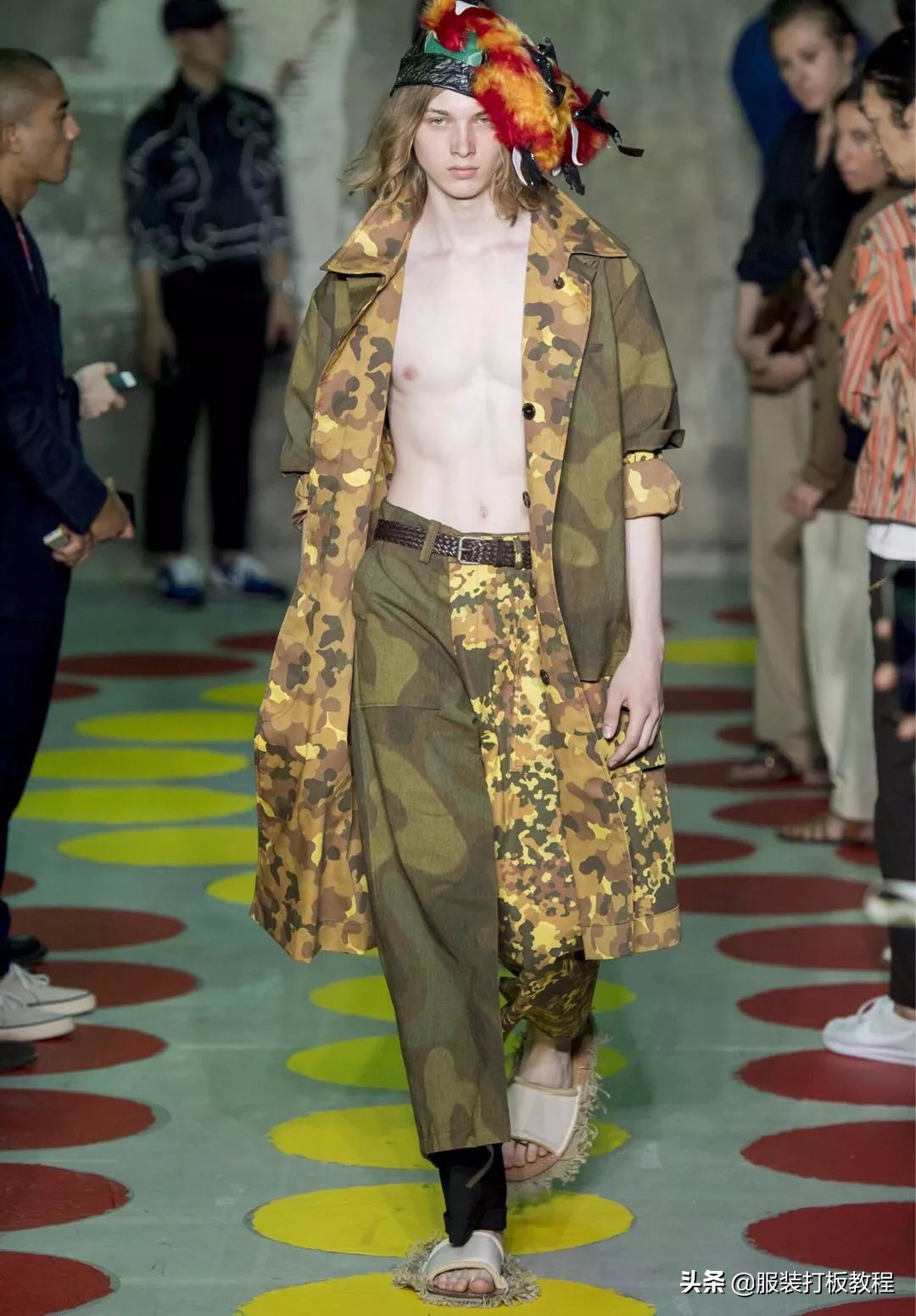 拼接设计潮流套装,拼接服装系列款式图大全