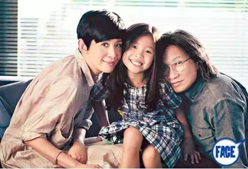 抛弃糟糠之妻的香港男星,因为丑被男人抛弃电影