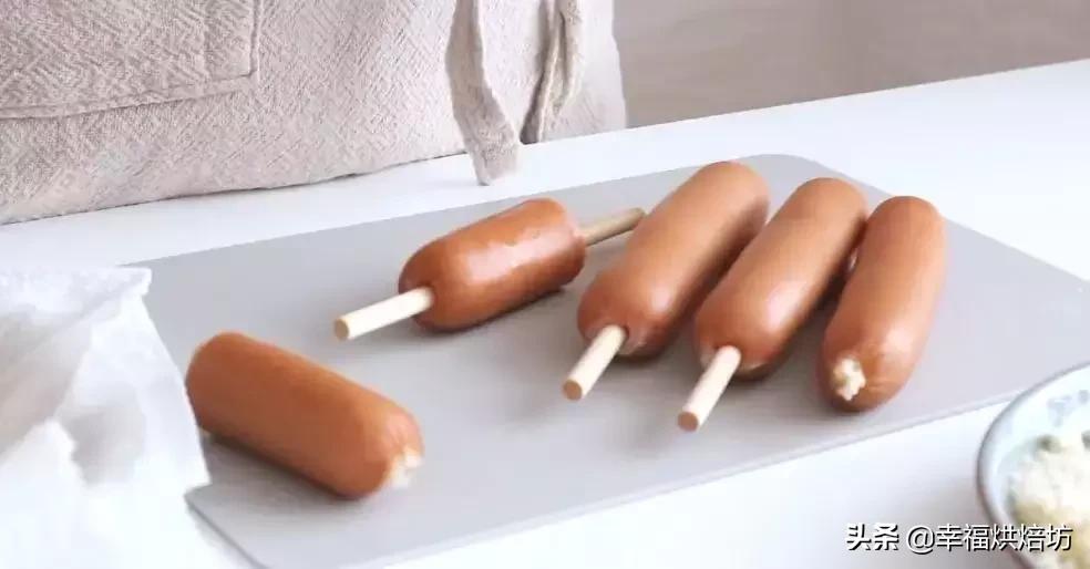 芝士热狗零食,香甜酥脆芝士热狗