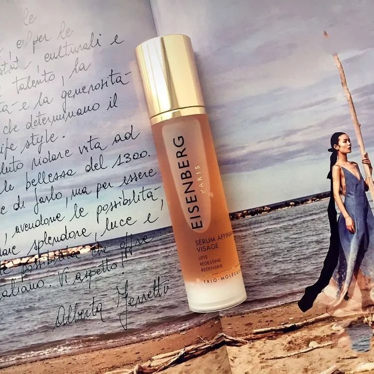 她靠“脸崩”博出位，曾经的女王要“凉凉”