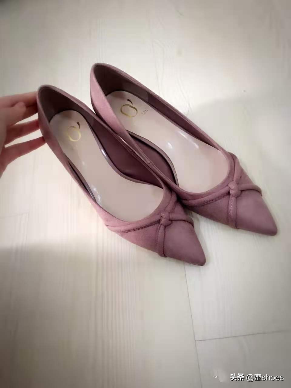 爱步ecco女鞋经典款高圆圆,高圆圆同款斐乐女鞋