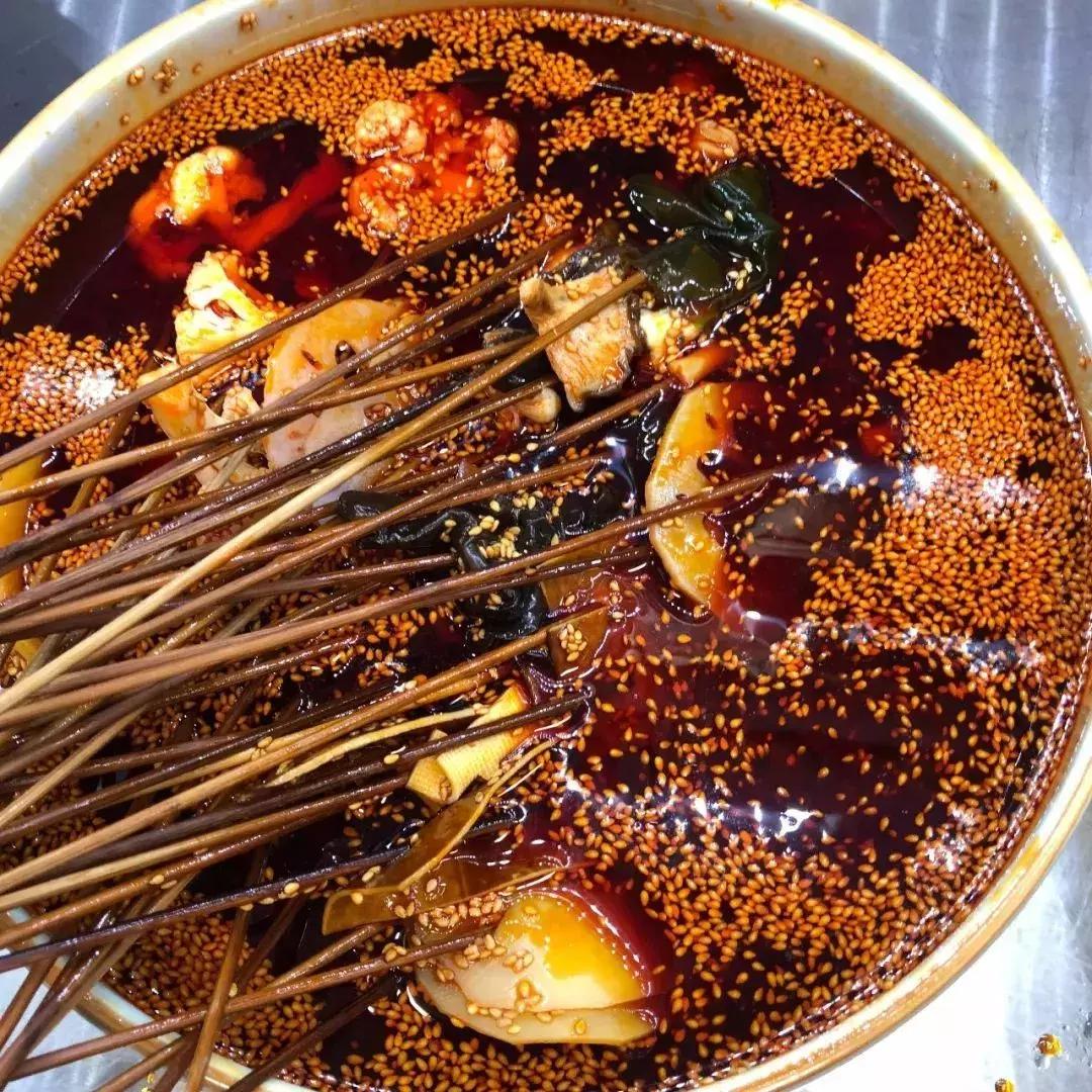 成都小吃一条街必吃推荐,成都吃的特色美食攻略春熙路周围