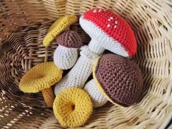 适合幼儿园宝宝的手作编织毛线 (毛线编织水果蔬菜教程)