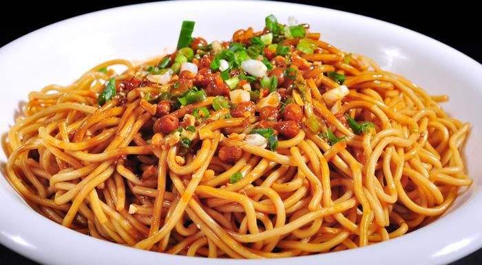 哪种方便面最好吃康师傅版,康师傅最经典的12种味道方便面