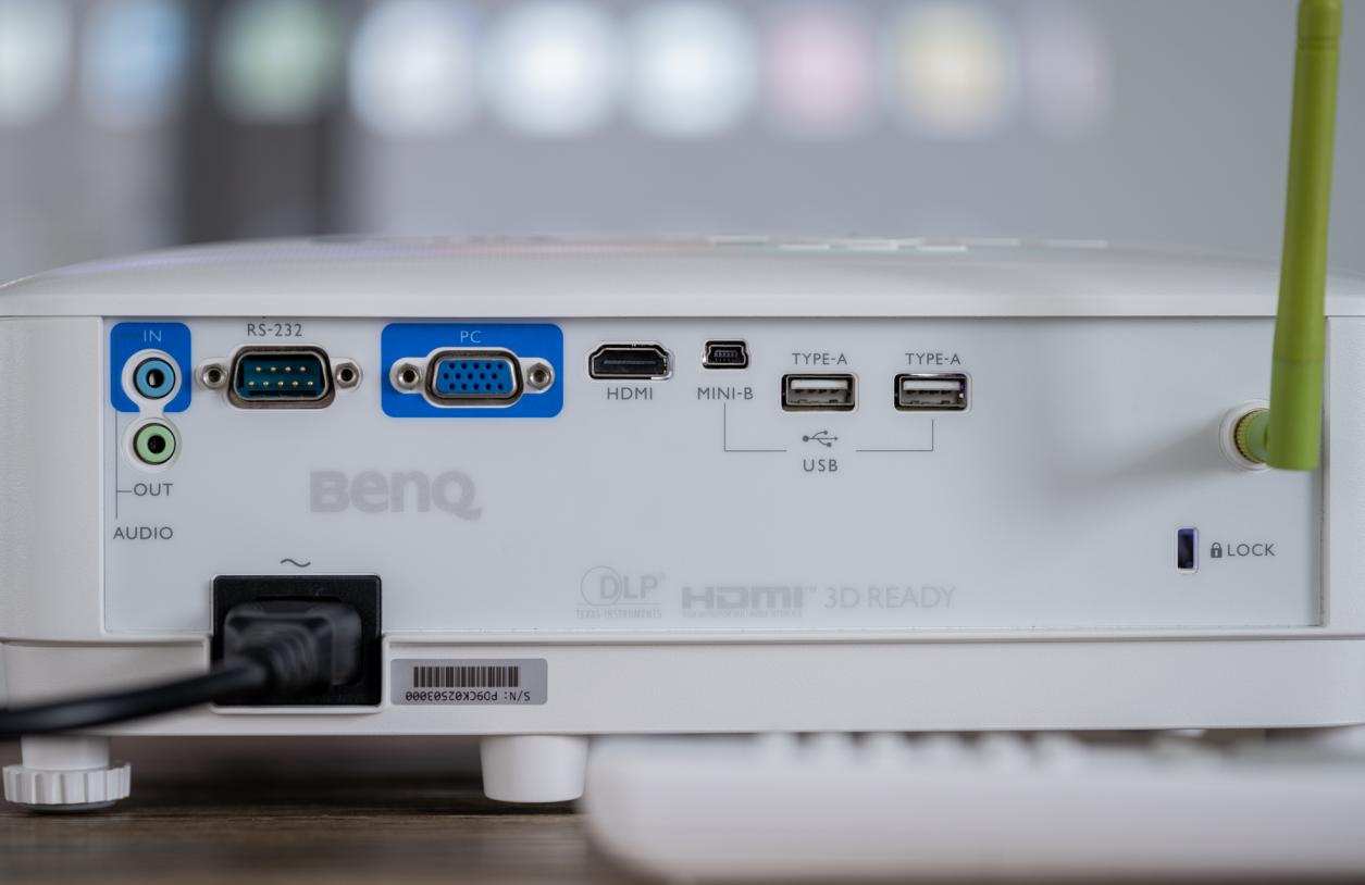 明基投影仪e520使用,明基e520智能办公投影仪上手体验