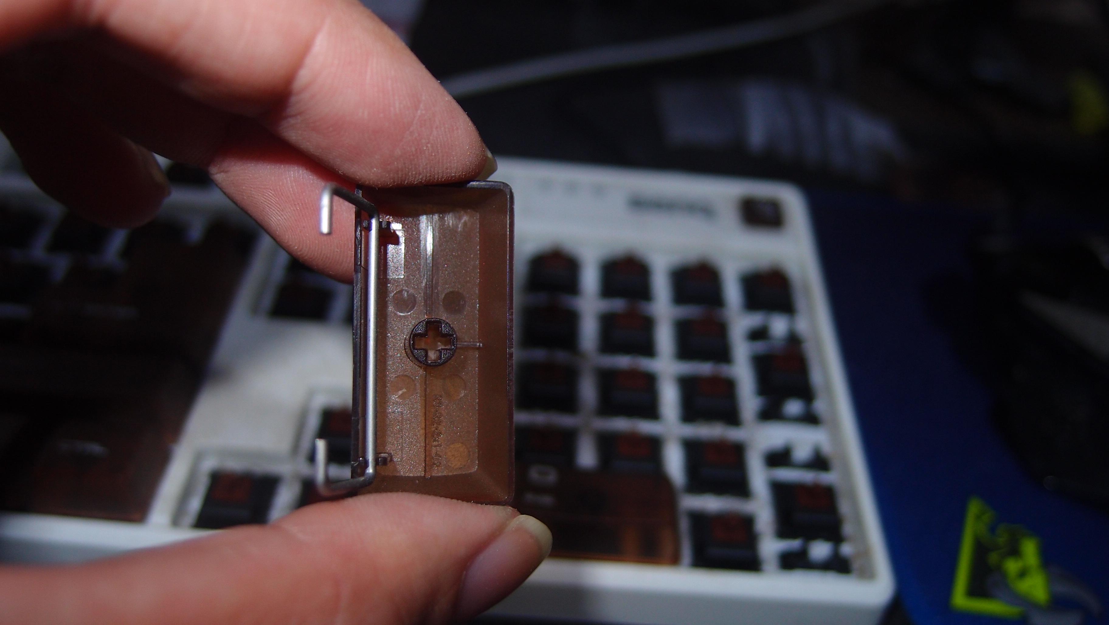 电脑键盘太脏教您一招清洁键盘,机械键盘清洗方法小妙招图解