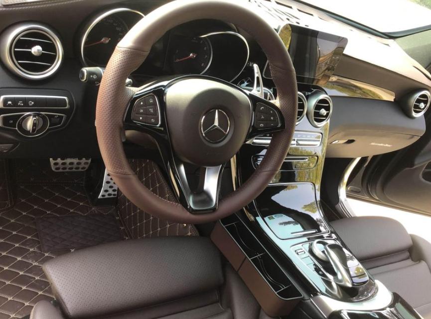 奔驰glc260和300的区别,奔驰glc260l2022款试驾