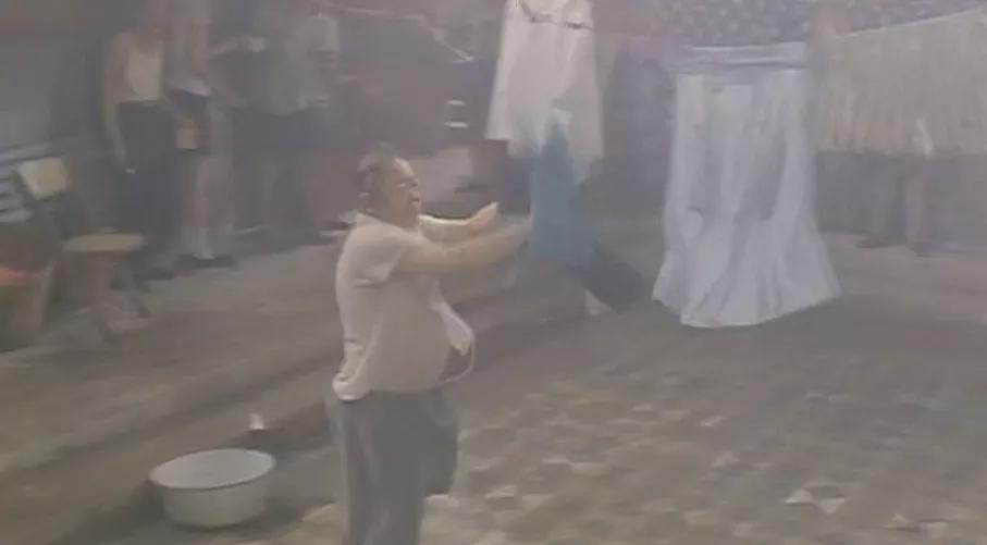 无法在内地上映，这部生猛赤裸的华语巅峰之作，至今未被超越