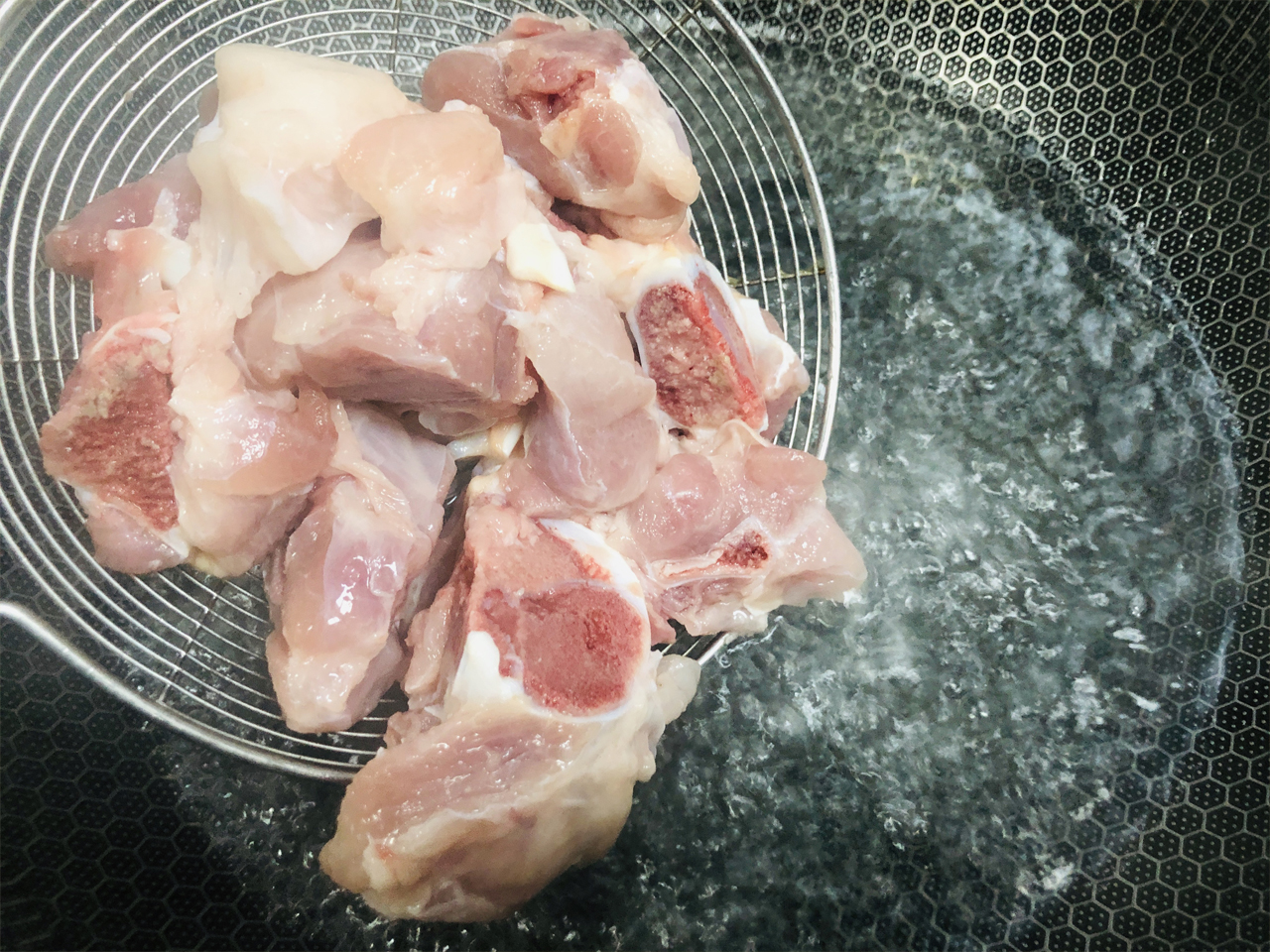 鲜墨鱼煲什么汤好喝,煲鲜墨鱼汤正宗做法