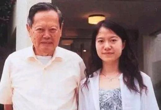 杨振宁与妻子翁帆育有子女吗,杨振宁女儿是否嫁给翁帆
