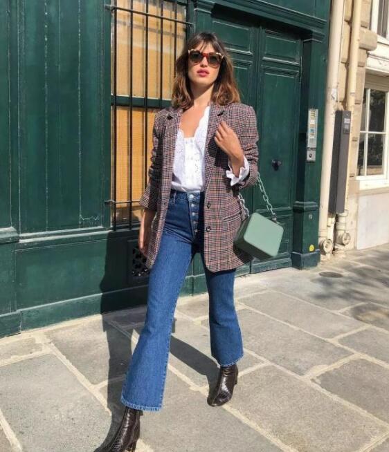 天气凉了怎么穿搭好看呢,参考初秋暖色系穿搭