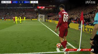 我心中的足球明星c罗,我心目中的英雄梅西