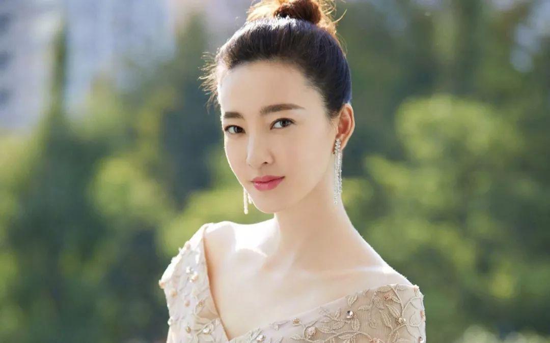 碧柔小蓝盖防晒测评,蓝胖子安耐晒碧柔