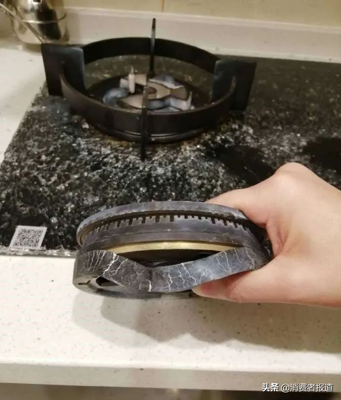 西门子燃气灶打火开关坏了,西门子燃气灶玻璃板拆解维修图示