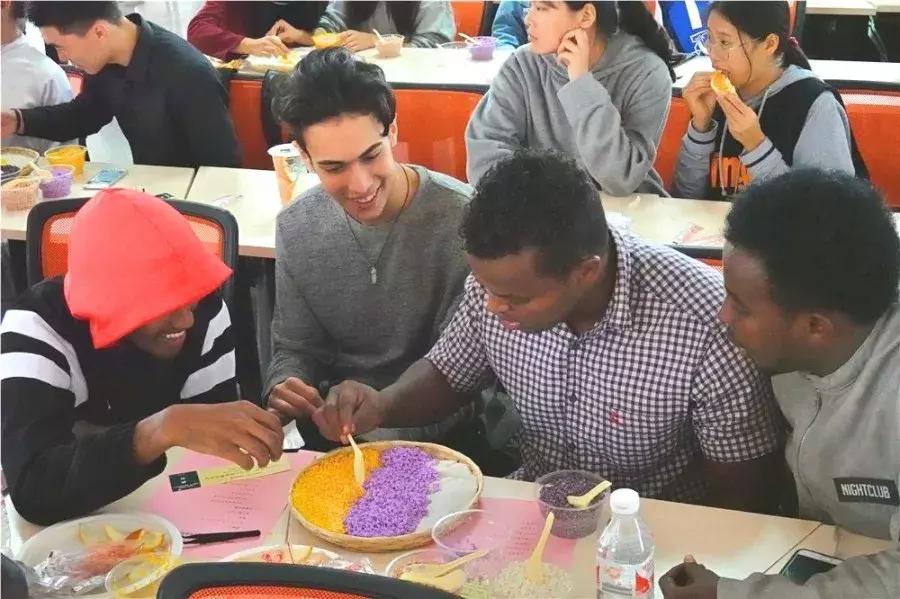 广西国际商务职院探索职业教育服务一带一路新路