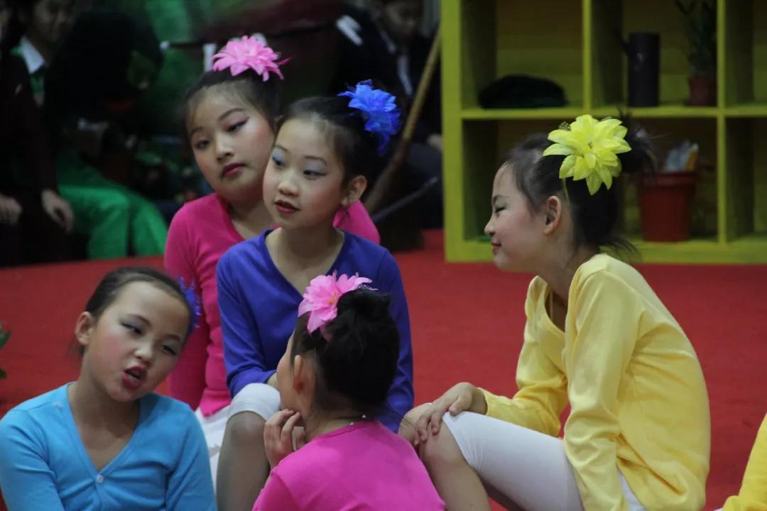 让你瑟瑟发抖地捧腹大笑/力迈中美国际学校卡文特“绿魔先生”